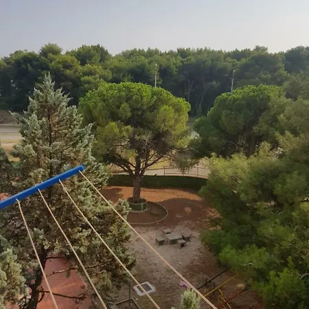 Leut Apartment, 3min Beach, 15min Center *