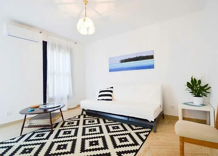 Apartman Leut Apartment, 3min Beach, 15min Center *