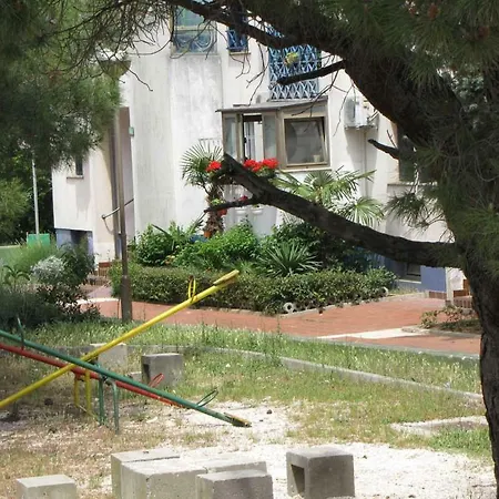 Leut Appartment, 3min Beach, 15min Center Appartement